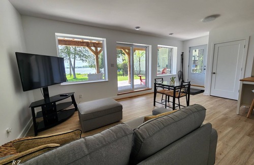 Drummond-North Elmsley Cottage | Waterfront Cottage, Adults' Retreat, Private. To Do: Fish Hike Kayak Canoe WiFi