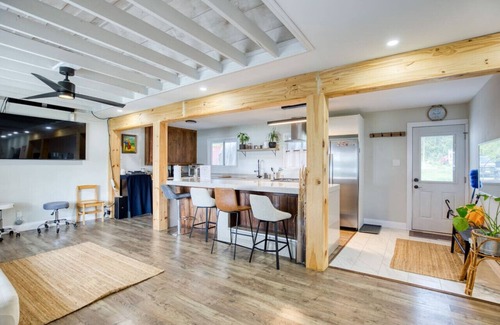 Quinte West Cottage | Waterfront Cottage w/Swim Spa, BBQ, & Boat Dock