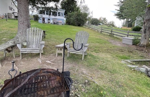 Raymond Cabin | WATERFRONT COTTAGE ON SEBAGO LAKE