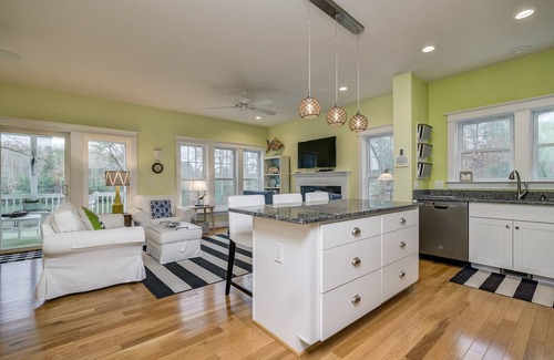 Weems Cottage | WATERFRONT COTTAGE, Only 5 years old, Located on Beautiful Taylor Creek