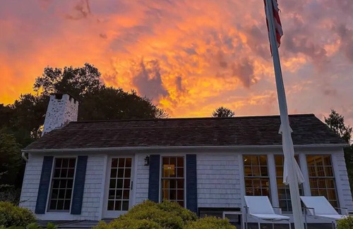 Essex Village Cottage | Waterfront Cottage