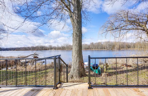 Coldwater Cottage | Waterfront Cottage w/Dock on Dragon Lake!