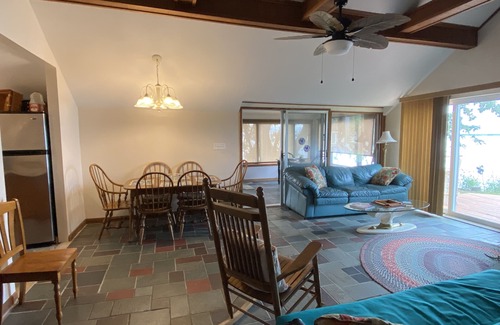 Constantia Cottage | WATERFRONT COTTAGE WITH WARM SUNSETS AND LARGE PORCH ON ONEIDA LAKE