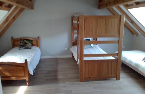 Frangy-en-Bresse House | Waterfront country property