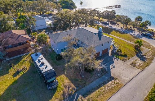 Crystal Beach House | Waterfront Crystal Beach Home with Gulf View & Beautiful Sunsets