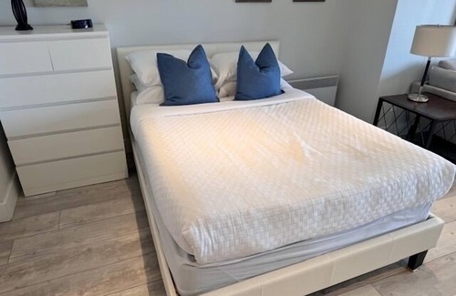 Queens Square Condo | Waterfront Deluxe Studio Suite Downtown on the Charlottetown Waterfront