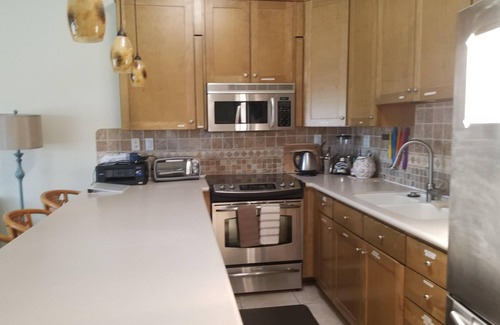 Marathon House | Waterfront, dock, easy ocean access, heated pool, walk to beach! Great location!