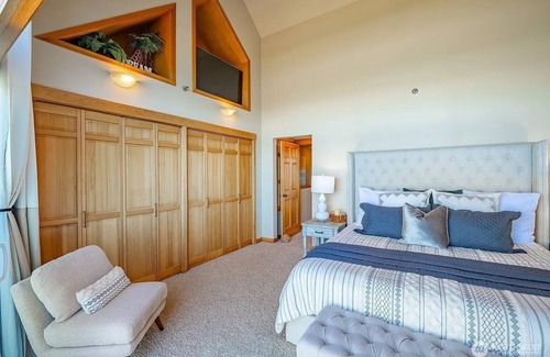 Blaine Condo | Waterfront Escape on Semiahmoo Spit – 3BR/2.5BA Condo with Panoramic Views