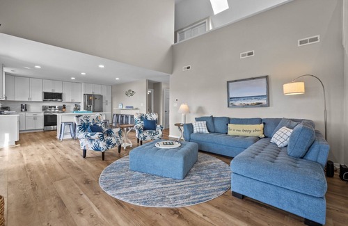 Emerald Isle House | Waterfront Escape – Golf Cart, Dock, Kayaks & Stunning Marsh Views