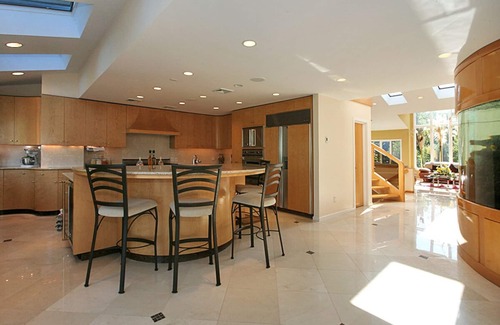 St. James House | WATERFRONT ESTATE. 60 Minutes from NYC and HAMPTONS