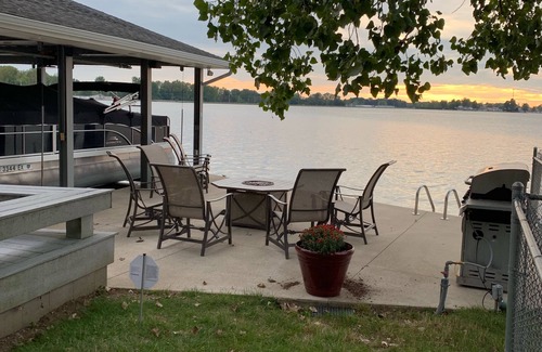 Saint Johns House | Waterfront Executive Lake House, Amazing Sunsets, 4 Bedrooms and 3 Full Baths!