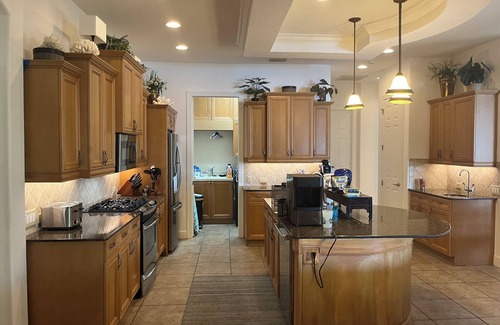 St. Petersburg House | Waterfront Executive home close to beaches and downtown St. Petersburg