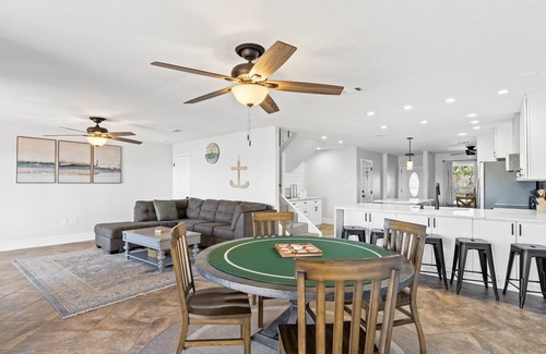 Ocean City House | Waterfront Getaway☀️| Bay Views | Turtle's Cove | Pet-Friendly 🐾 | Fire Pit & Grill