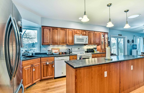 Gladwin House | Waterfront Gladwin Home w/Deck + Fire Pit!