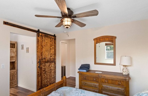Southside Rural Community Apartment | Waterfront Guest House between St Petersburg & Tampa