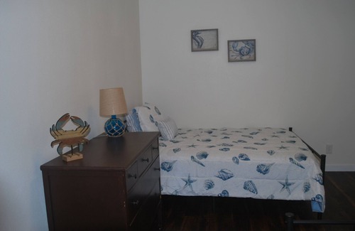 Camano Island House | Waterfront Guest Suite w/ HOT TUB, firepit, kayaks, and BEACH ACCESS