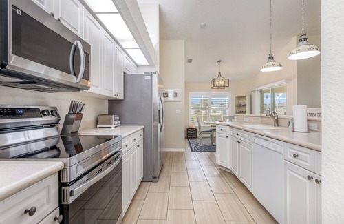 White Marsh House | Waterfront Haven: SW Facing Pool and Spa #10