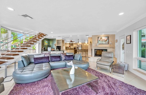 Coral Ridge House | Waterfront | Heated pool | Dock Access | Your Own Resort | SaltAire Key | RESlDENCES