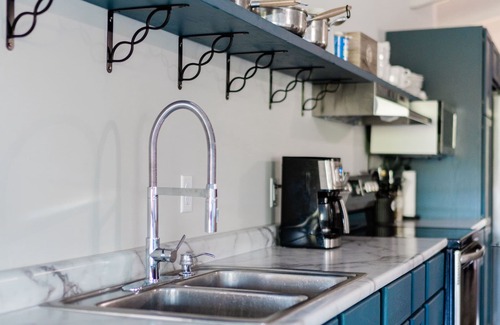 Mayfield House | Waterfront Home 20 Minutes to Downtown w/Off Road Trails/Kayaks/Fire Pit