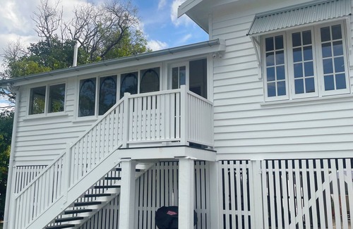 Brisbane House | Waterfront Home in Brighton - Newly Renovated!