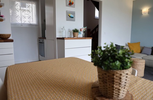 Saint-Servan House | Waterfront home in Saint-Malo, wake up facing the beach!