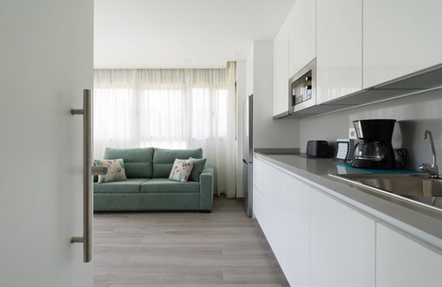 Melenara House | Waterfront Home in Telde by Playa de Melenara