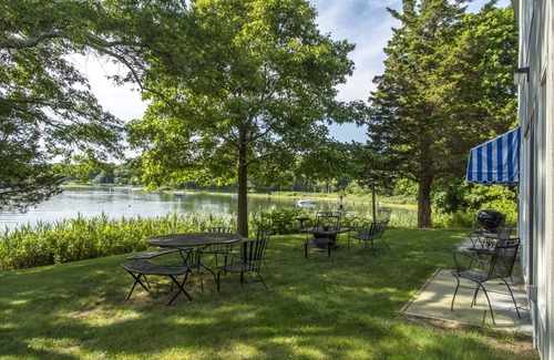 Shelter Island Heights House | Waterfront Home on Beautiful Shelter Island w/Large Deep Water Dock