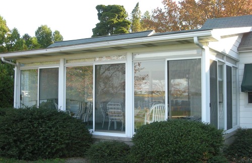 Chester House | Waterfront Home On 3 Acres. Fish,crab, & kayak from the pier + great sunsets!