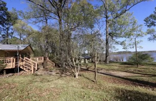 Anthony Harbor House | Waterfront Home on Sam Rayburn