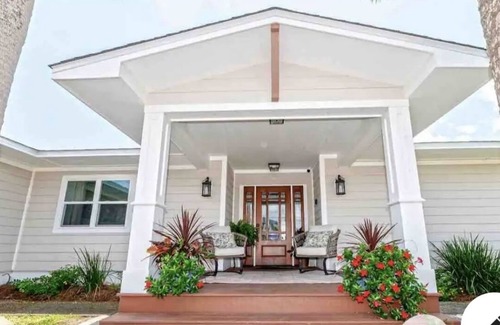 Gwaltney Estate House | Waterfront home on St. Andrews Bay
