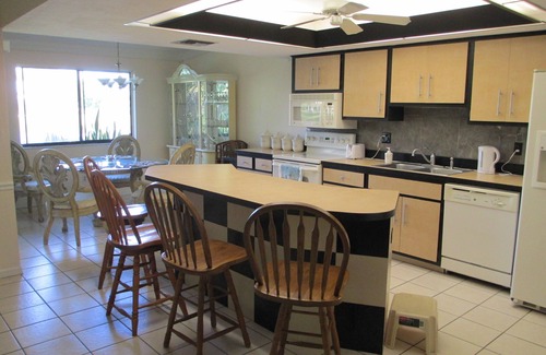 Bonita Springs House | Waterfront Home, 3 km to the beach - sea resort "Barefoot Beach"