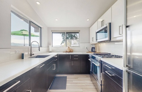 Retsil House | Waterfront home with a full kitchen, gas fireplace, W/D, & kayaks - views