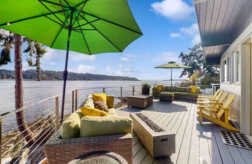 Retsil House | Waterfront home with a full kitchen, gas fireplace, W/D, & kayaks - views