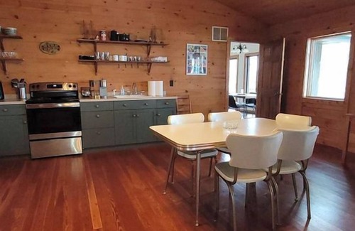 Gardner Cabin | Waterfront home with Panoramic Views of the bay- Southern Door County!