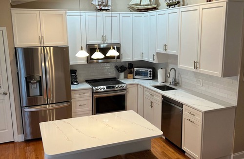 Southend House | Waterfront Home with beautiful views of the Atlantic City Skyline