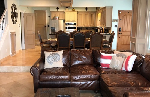 April Sound House | Waterfront House on Lake Conroe in April Sound at the Marina
