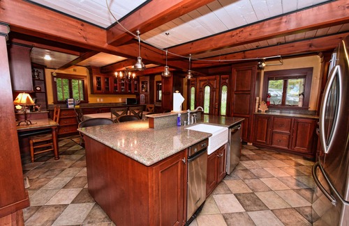 Eidelweiss Village House | Waterfront House w/Firepit, Hot Tub & Boats - Dogs Considered