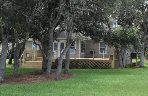 Ono Island House | Waterfront house with beautiful views of Perdido Bay facing Florida.