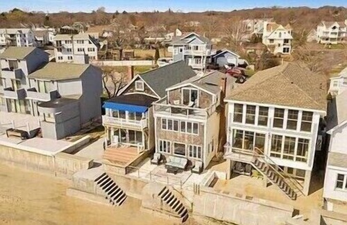 Westbrook Center House | Waterfront House with picture-perfect views from all 3 levels.
