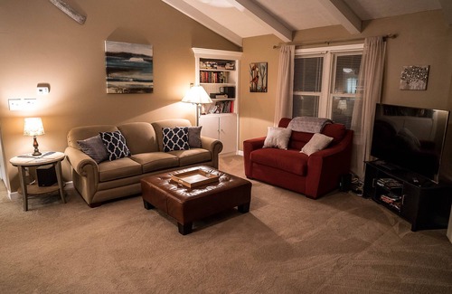 Treasure Lake House | Waterfront, huge yard, covered deck, new dock