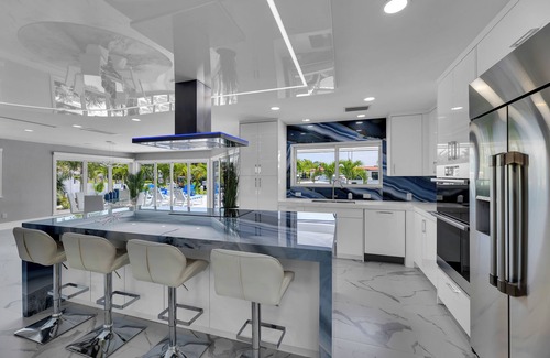 Harbor Village House | WATERFRONT INTRACOASTAL RESORT LIKE HOME - POMPANO BEACH -RESORT LIKE AMENITIES