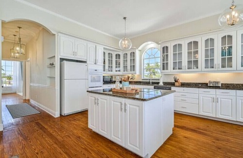 Saint James City House | 🐠Waterfront Island and Pool Dream Retreat!🐋