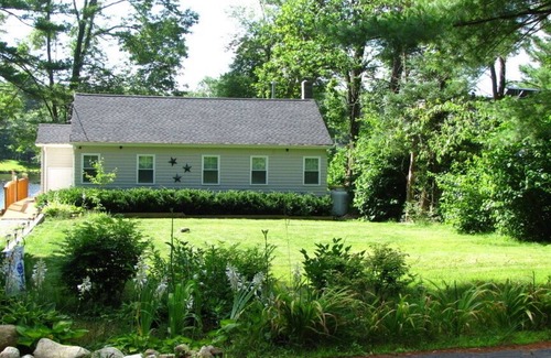 Northwest Harwinton Cottage | Waterfront Lake Home on Tranquil Harwinton Lake with spectacular 180⁰ view.