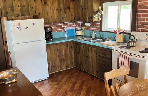 Northeastern Michigan Cottage | Waterfront- Lake Huron Cottage Quiet Retreat