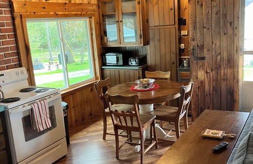 Northeastern Michigan Cottage | Waterfront- Lake Huron Cottage Quiet Retreat