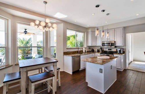 Arrowhead Lakes House | Waterfront Lakehouse w/heated pool/spa/billiards/ping-pong/kayaks!