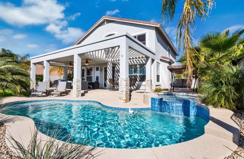 Arrowhead Lakes House | Waterfront Lakehouse w/heated pool/spa/billiards/ping-pong/kayaks!