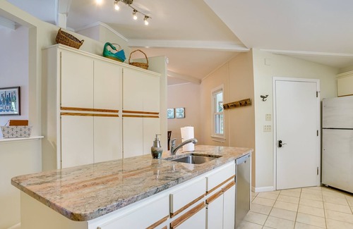 Reedville House | Waterfront Little Wicomico Haven w/ Dock & Kayaks!