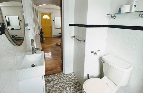 Niantic Cottage | Waterfront Living in Niantic CT minutes from everything!