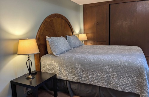 Ames Lake House | Waterfront living on a quiet lake. Pet Friendly.